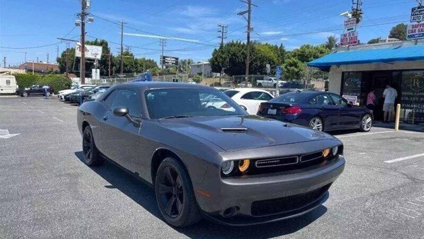 2016 Dodge Challenger SXT — Coupe — 71,264 mi — Los Angeles, CA
