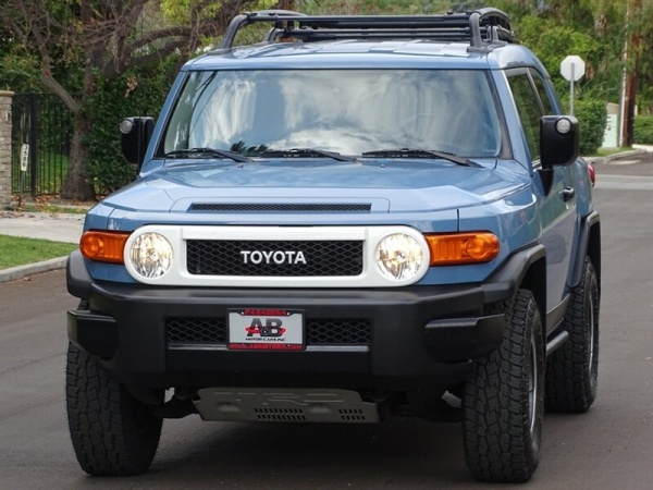 2014 Toyota Fj Cruiser 4wd Automatic For Sale In Pasadena Ca