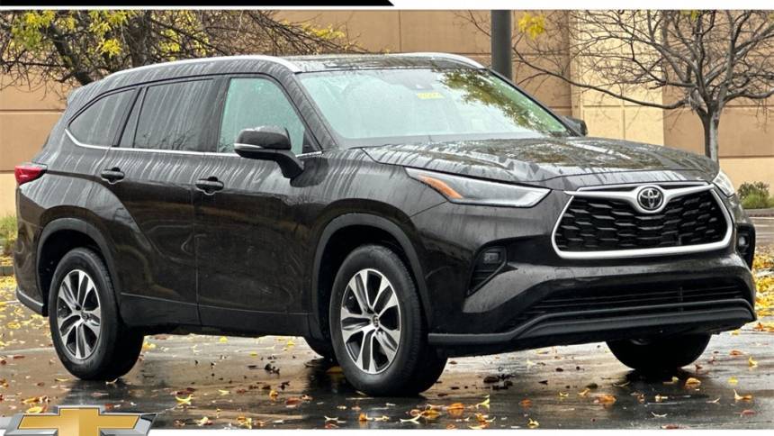 2022 Toyota Highlander XLE — SUV — 54,724 mi — Vacaville, CA