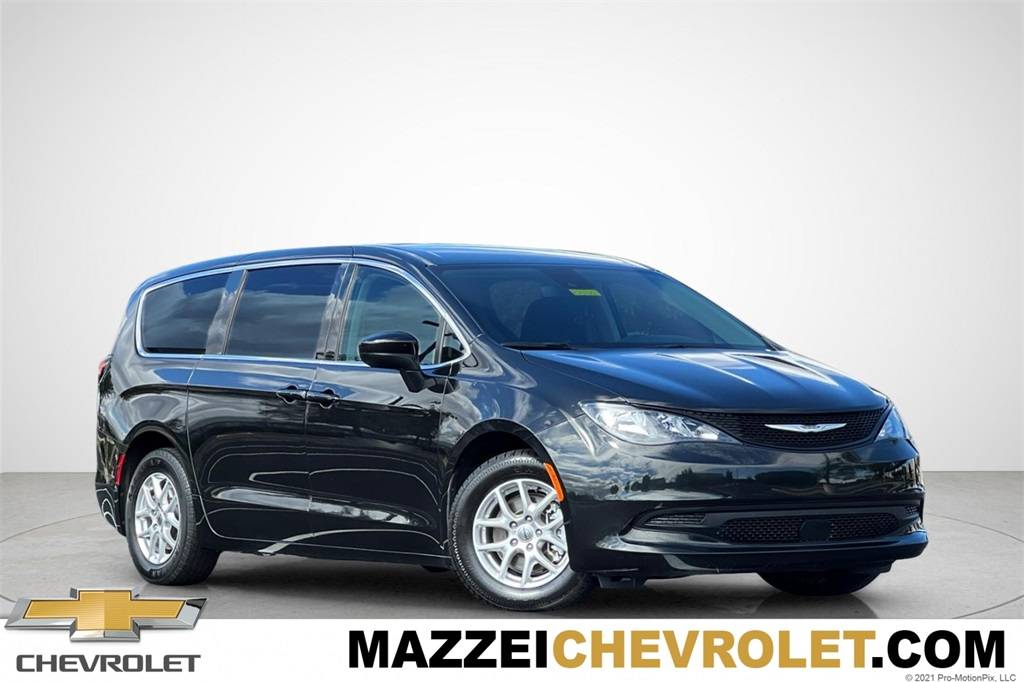 2023 Chrysler Voyager LX — Minivan — 67,988 mi — Vacaville, CA
