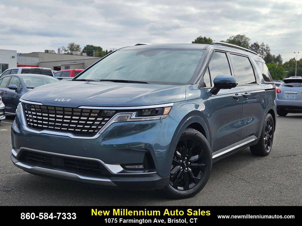 2022 Kia Carnival SX — Minivan — 67,867 mi — Bristol, CT