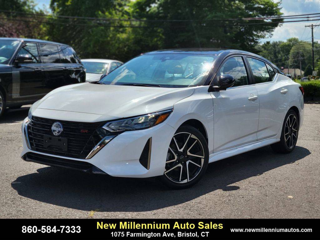 2025 Nissan Sentra SR — Sedan — 566 mi — Bristol, CT
