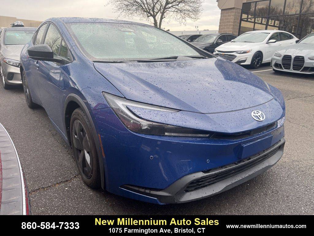 2023 Toyota Prius LE — Hatchback — 27,831 mi — Bristol, CT