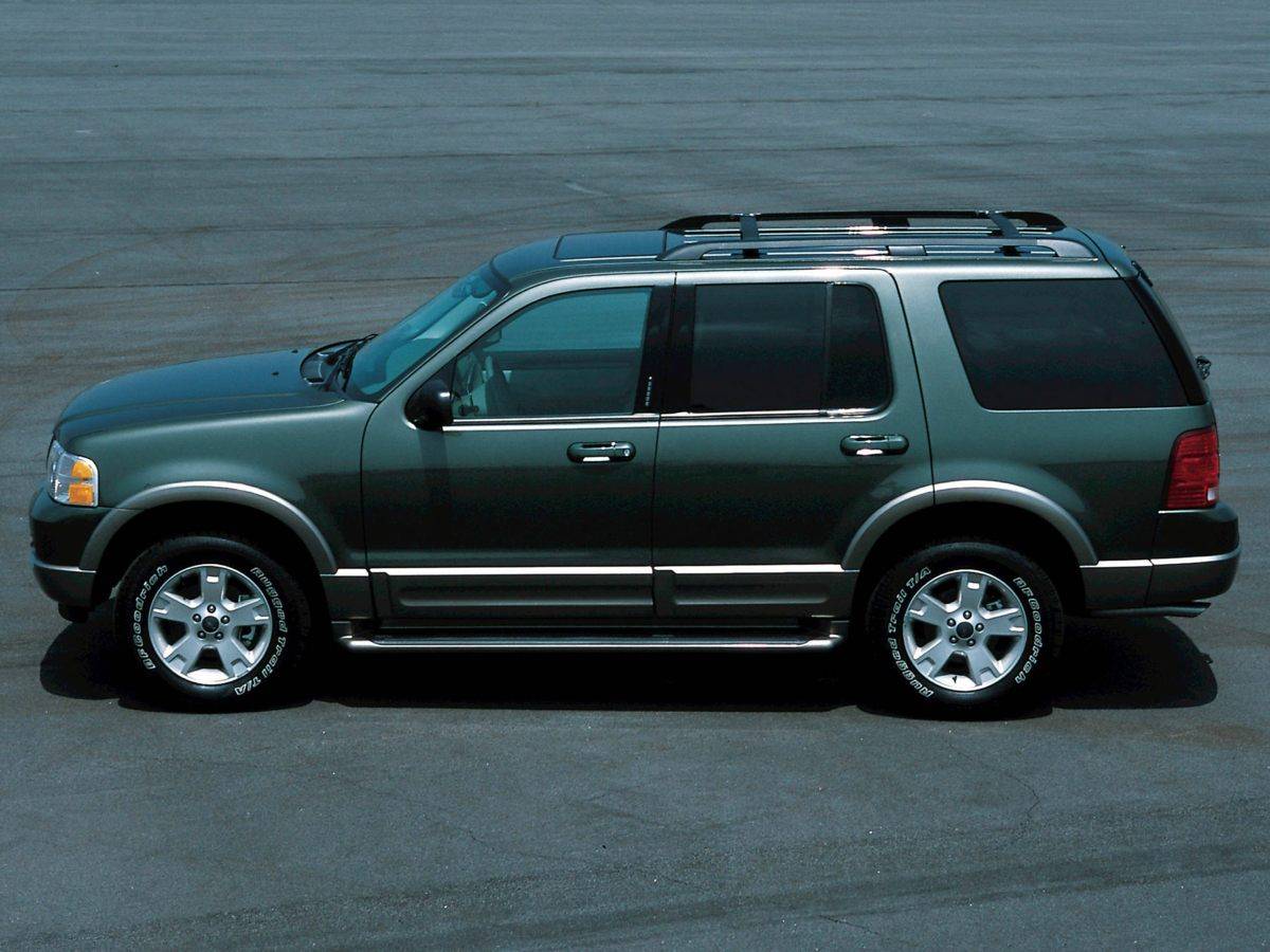 2004 Ford Explorer Eddie Bauer — SUV — 267,482 mi — Bristol, CT