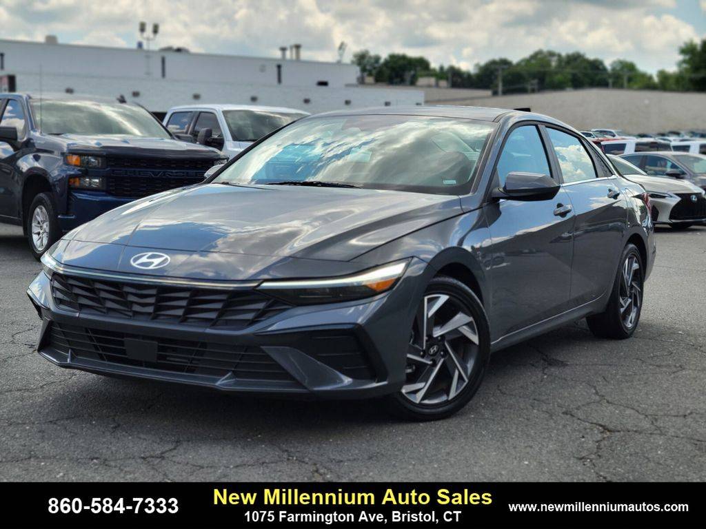 2025 Hyundai Elantra SEL Convenience — Sedan — 3,524 mi — Bristol, CT