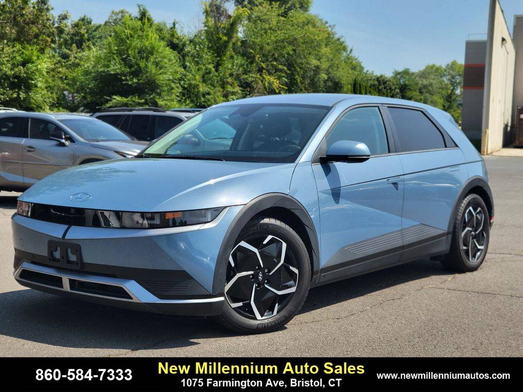 2022 Hyundai IONIQ 5 SEL — SUV — 16,695 mi — Bristol, CT