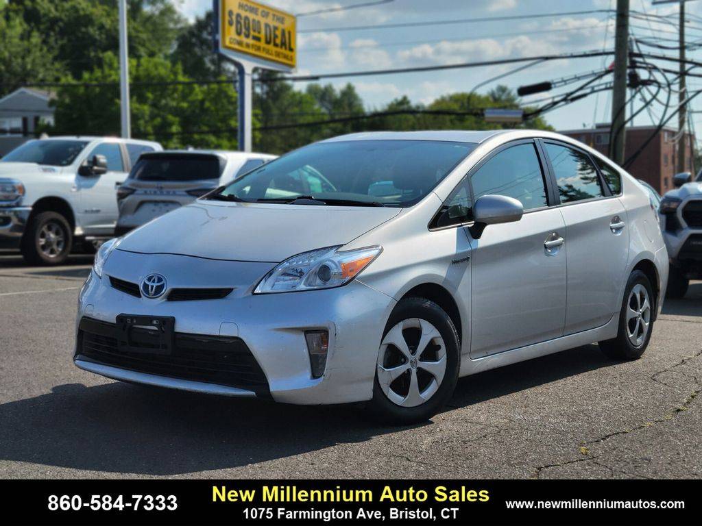 2015 Toyota Prius Three — Hatchback — 130,940 mi — Bristol, CT