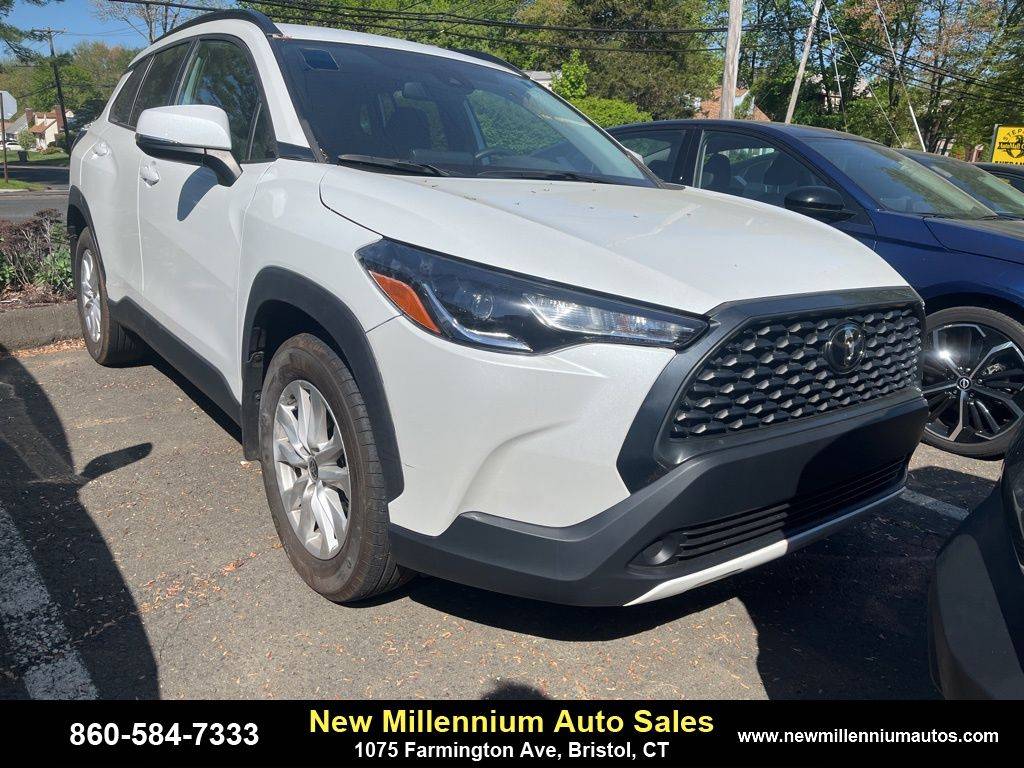 2022 Toyota Corolla Cross LE — SUV — 48,545 mi — Bristol, CT