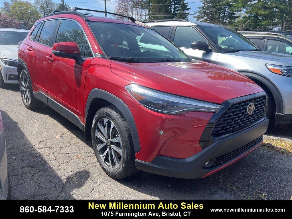 2022 Toyota Corolla Cross XLE — SUV — 29,282 mi — Bristol, CT