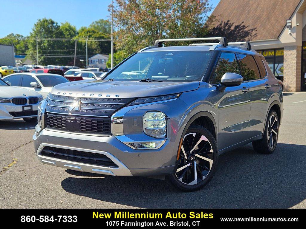 2022 Mitsubishi Outlander SEL — SUV — 47,666 mi — Bristol, CT