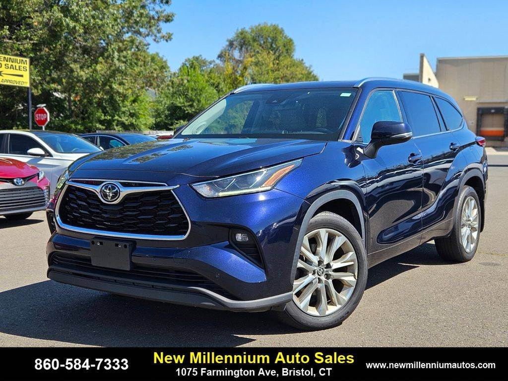 2021 Toyota Highlander Limited — SUV — 117,410 mi — Bristol, CT