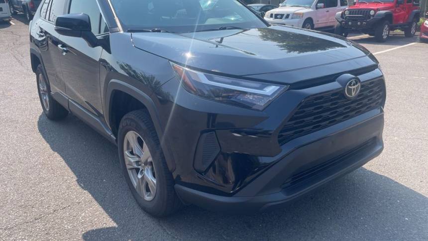 2024 Toyota RAV4 XLE — SUV — 21,489 mi — Bristol, CT
