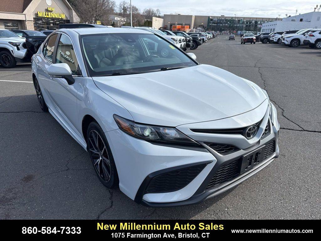 2022 Toyota Camry SE — Sedan — 52,314 mi — Bristol, CT