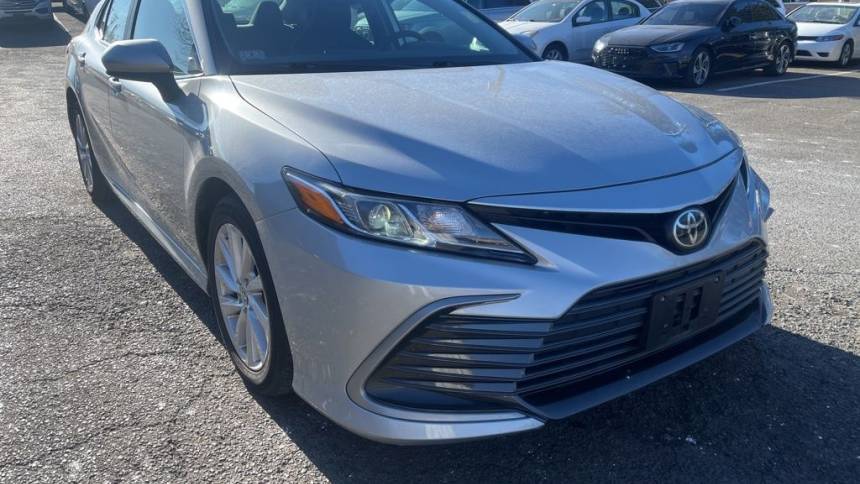 2021 Toyota Camry LE — Sedan — 52,336 mi — Bristol, CT
