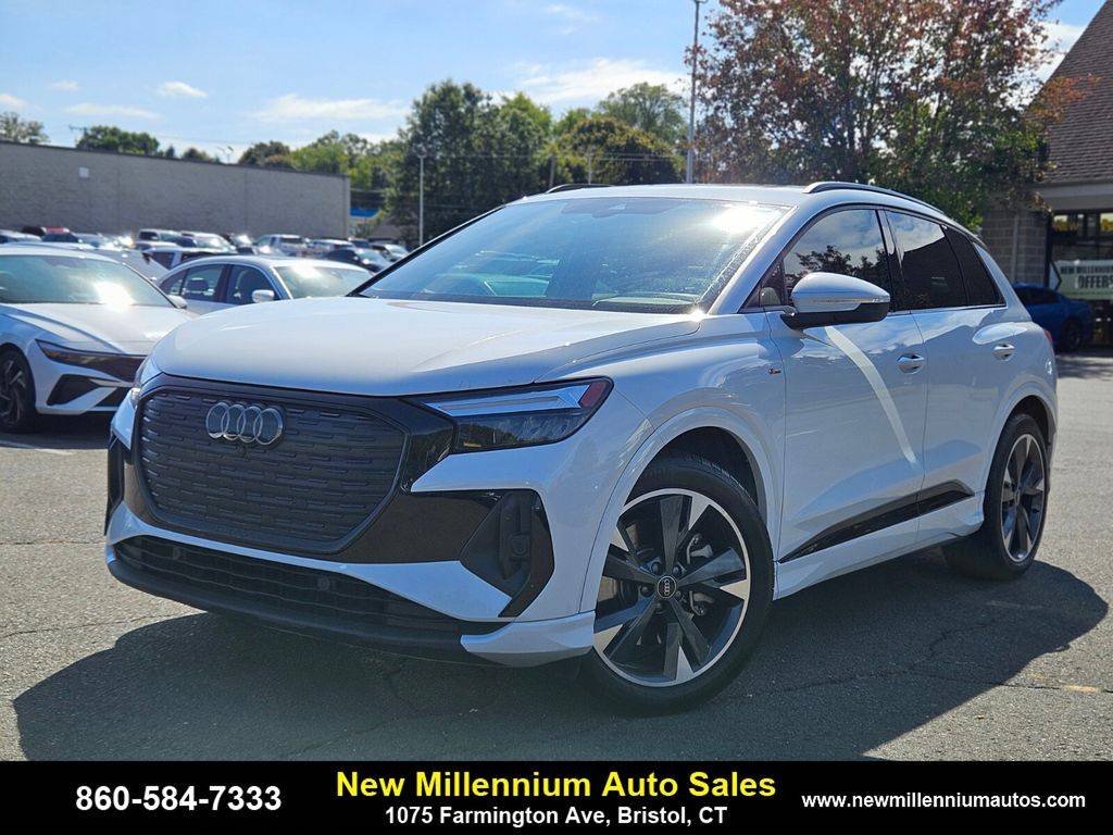 2025 Audi Q4 e-tron Premium — SUV — 4,786 mi — Bristol, CT