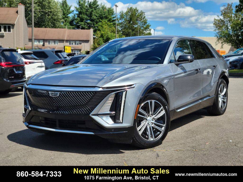 2024 Cadillac LYRIQ Luxury — SUV — 14,283 mi — Bristol, CT