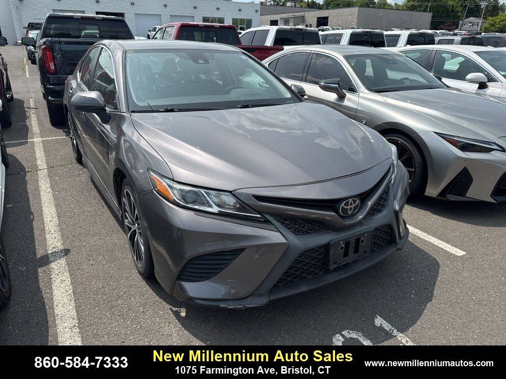 2020 Toyota Camry SE — Sedan — 98,033 mi — Bristol, CT
