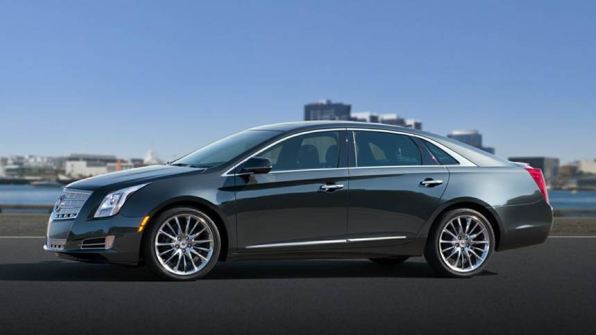 2015 Cadillac XTS Luxury — Sedan — 68,623 mi — Bristol, CT