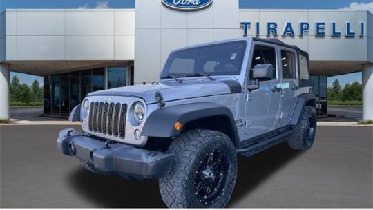 2018 Jeep Wrangler Sport — SUV — 67,925 mi — Shorewood, IL