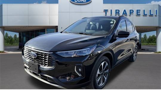 2023 Ford Escape Platinum — SUV — 34,162 mi — Shorewood, IL