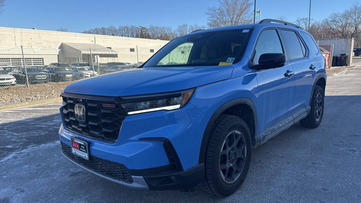 2025 Honda Pilot TrailSport — SUV — 1,642 mi — Eatontown, NJ