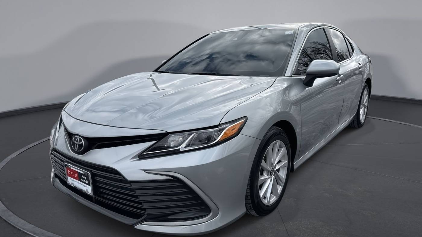 2021 Toyota Camry LE — Sedan — 40,114 mi — Eatontown, NJ