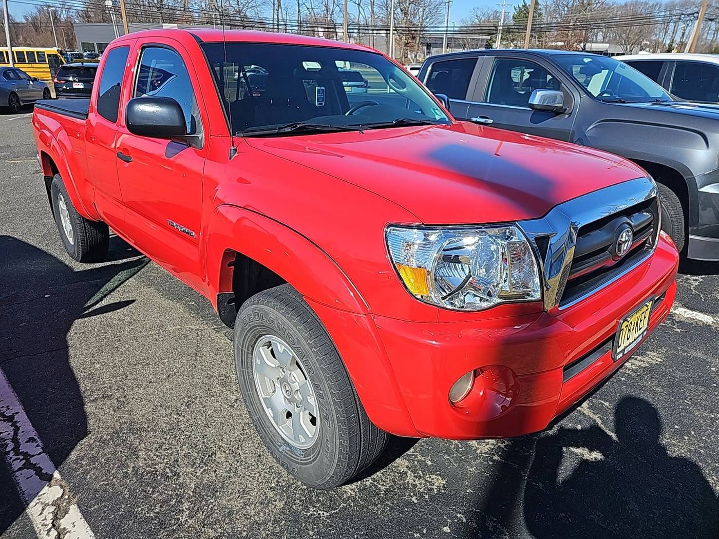 2006 Toyota Tacoma Base — Pickup Truck — 112,157 mi — Eatontown, NJ