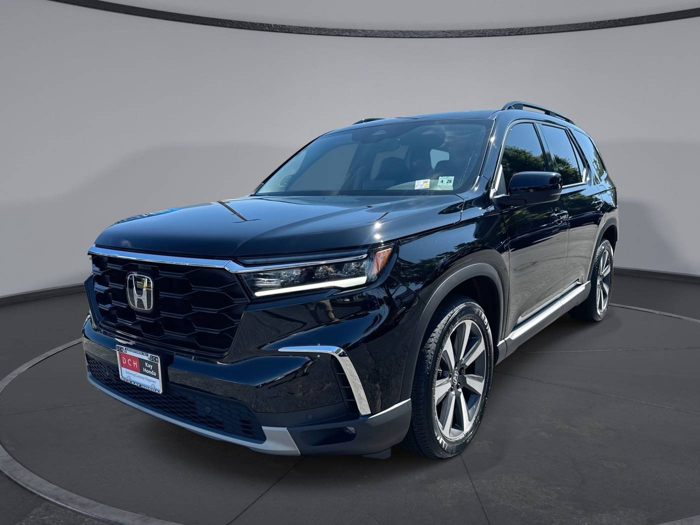 2023 Honda Pilot Touring — SUV — 34,997 mi — Eatontown, NJ