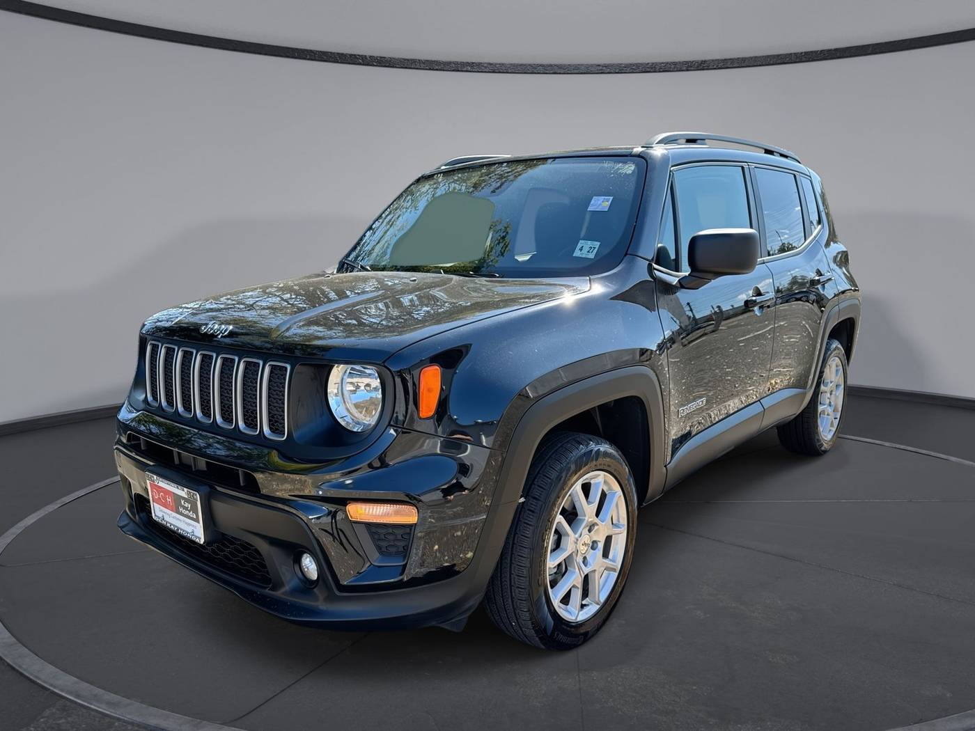 2022 Jeep Renegade Latitude — SUV — 4,479 mi — Eatontown, NJ