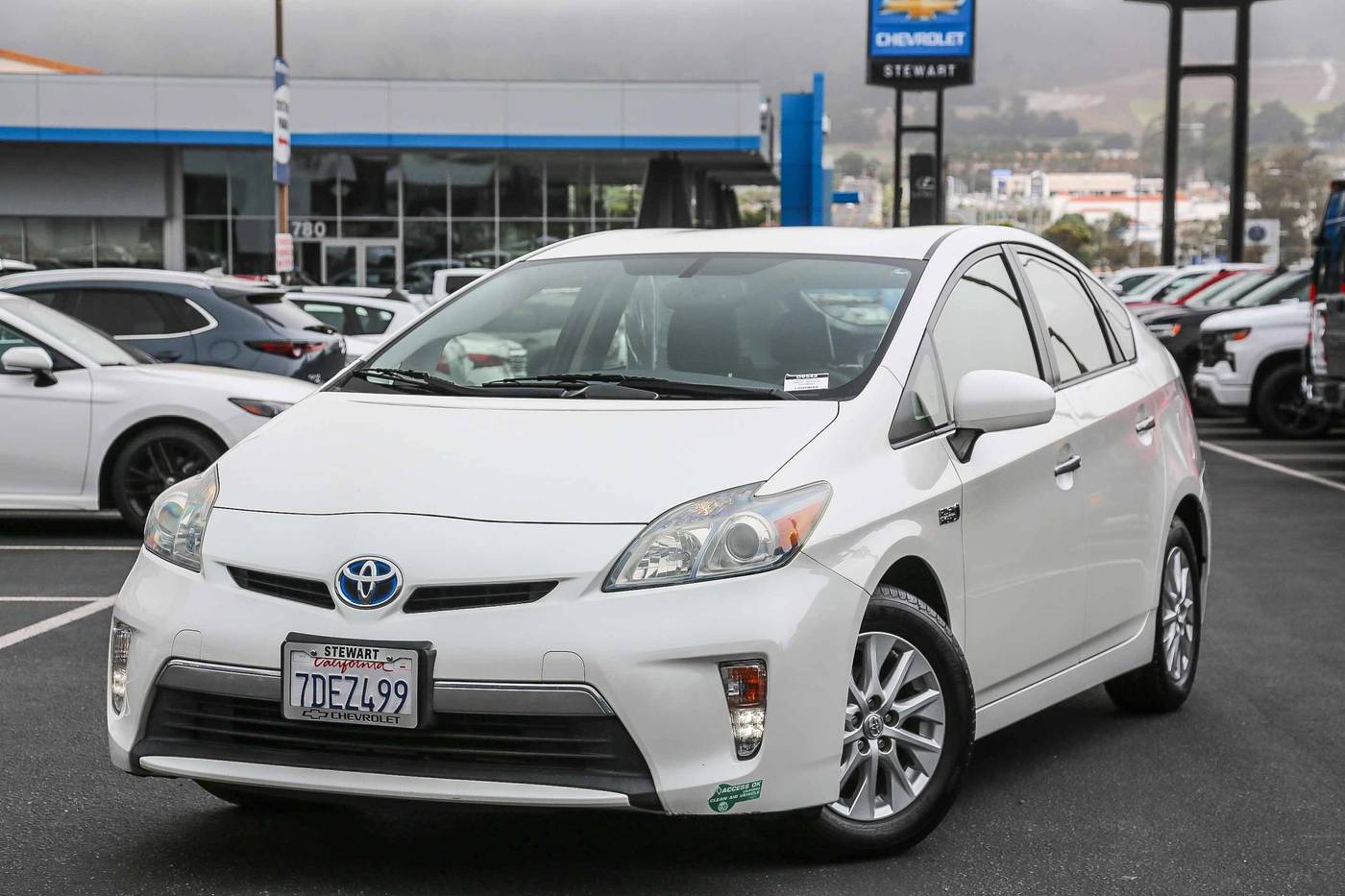2014 Toyota Prius Advanced — Hatchback — 85,017 mi — Colma, CA