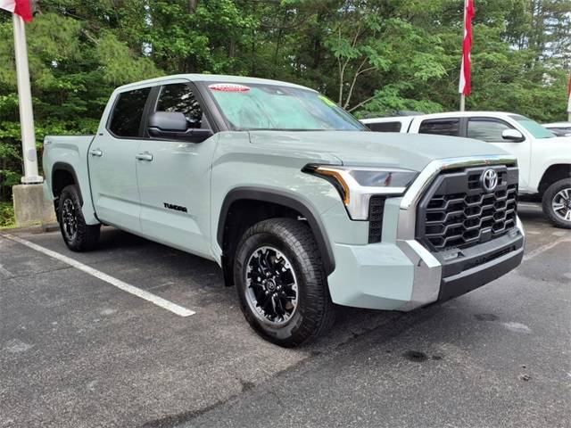 2025 Toyota Tundra SR5 — Pickup Truck — 426 mi — New Bern, NC