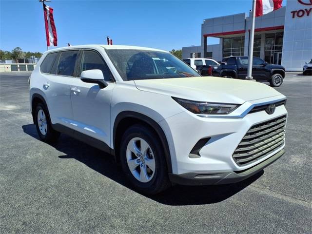 2025 Toyota Grand Highlander LE — SUV — 1,062 mi — New Bern, NC