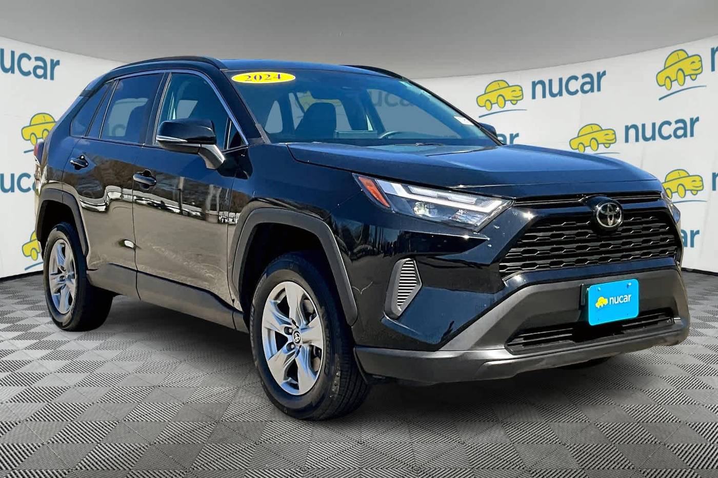 2024 Toyota RAV4 XLE — SUV — 24,291 mi — Norwood, MA