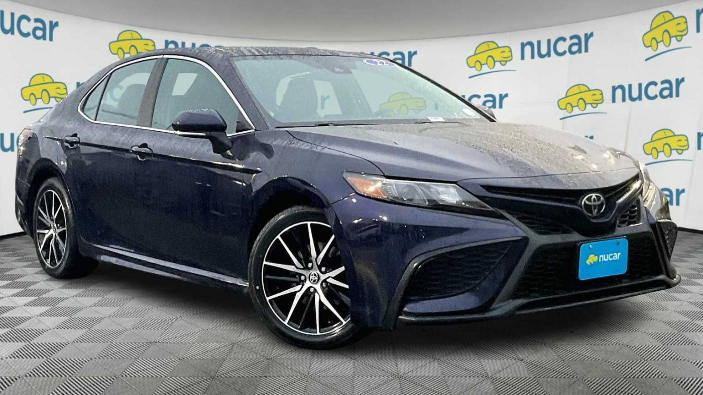 2022 Toyota Camry SE — Sedan — 53,251 mi — Norwood, MA
