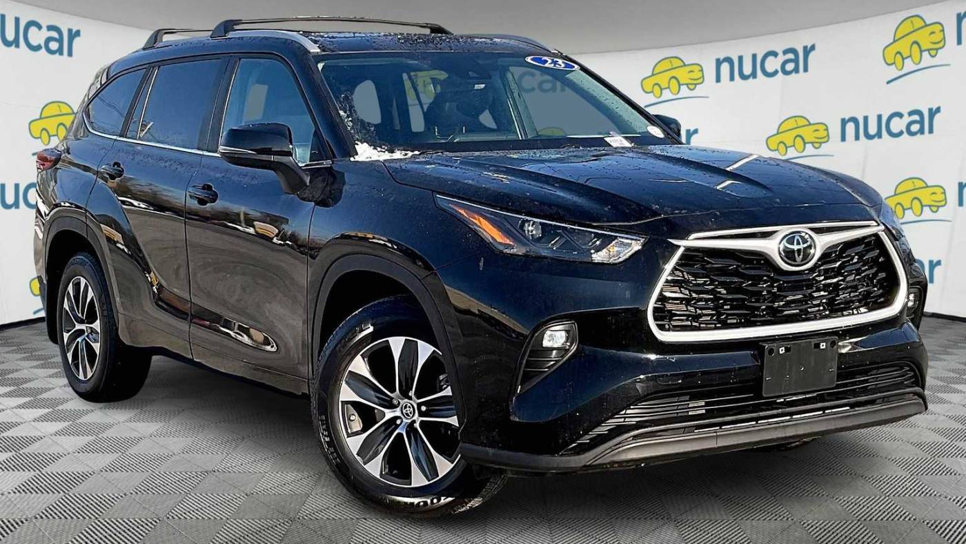 2023 Toyota Highlander XLE — SUV — 32,285 mi — Norwood, MA