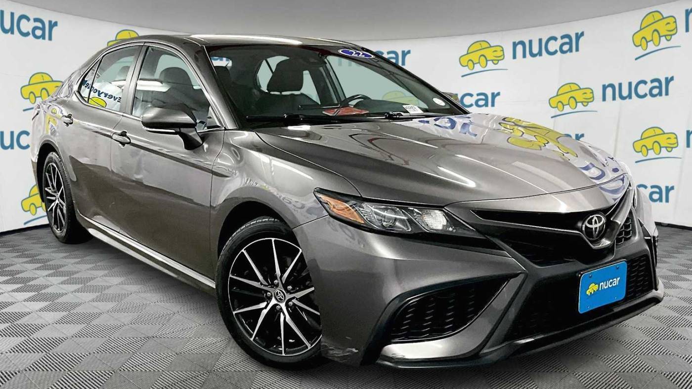 2022 Toyota Camry SE — Sedan — 58,382 mi — Norwood, MA
