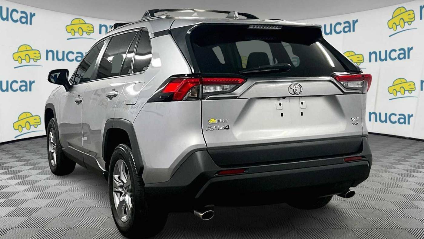 Thumbnail 4
