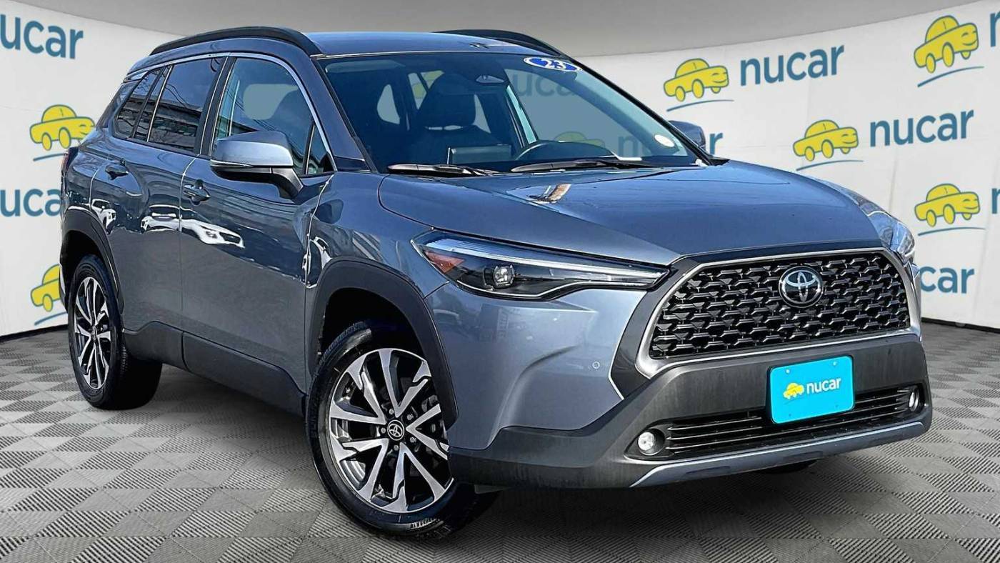 2023 Toyota Corolla Cross XLE — SUV — 29,452 mi — Norwood, MA