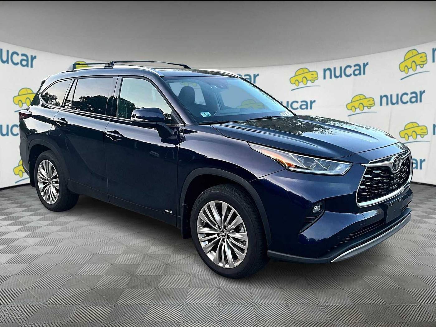 2025 Toyota Highlander Hybrid Platinum — SUV — 14,111 mi — Norwood, MA