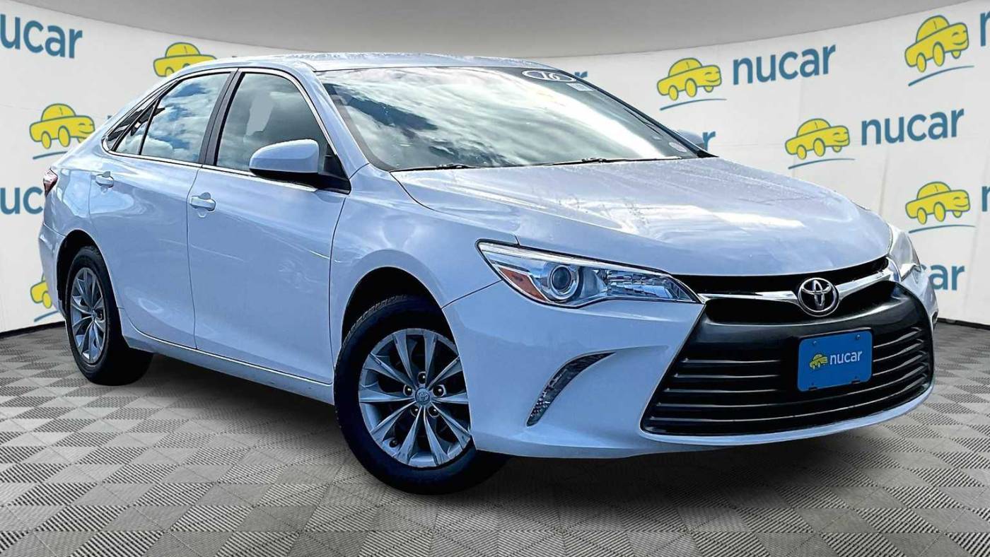 2016 Toyota Camry LE — Sedan — 114,789 mi — Norwood, MA