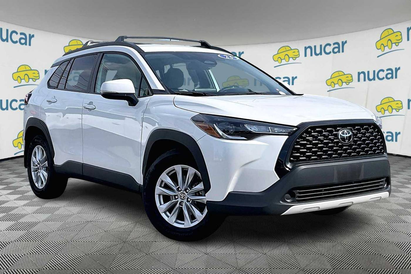2023 Toyota Corolla Cross LE — SUV — 27,655 mi — Norwood, MA