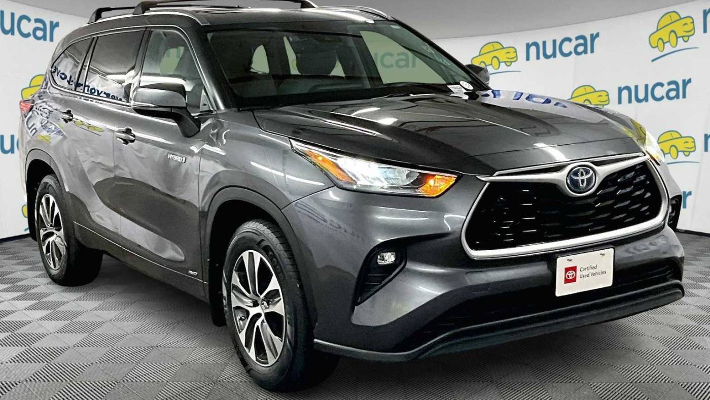 2020 Toyota Highlander Hybrid XLE