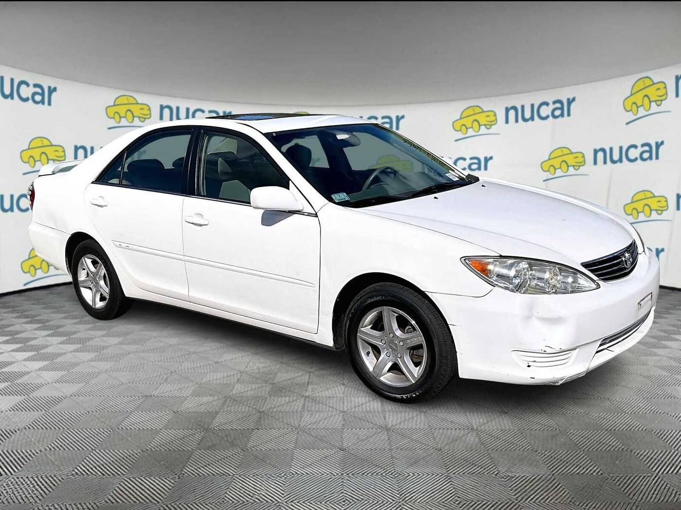 2005 Toyota Camry LE — Sedan — 51,316 mi — Norwood, MA