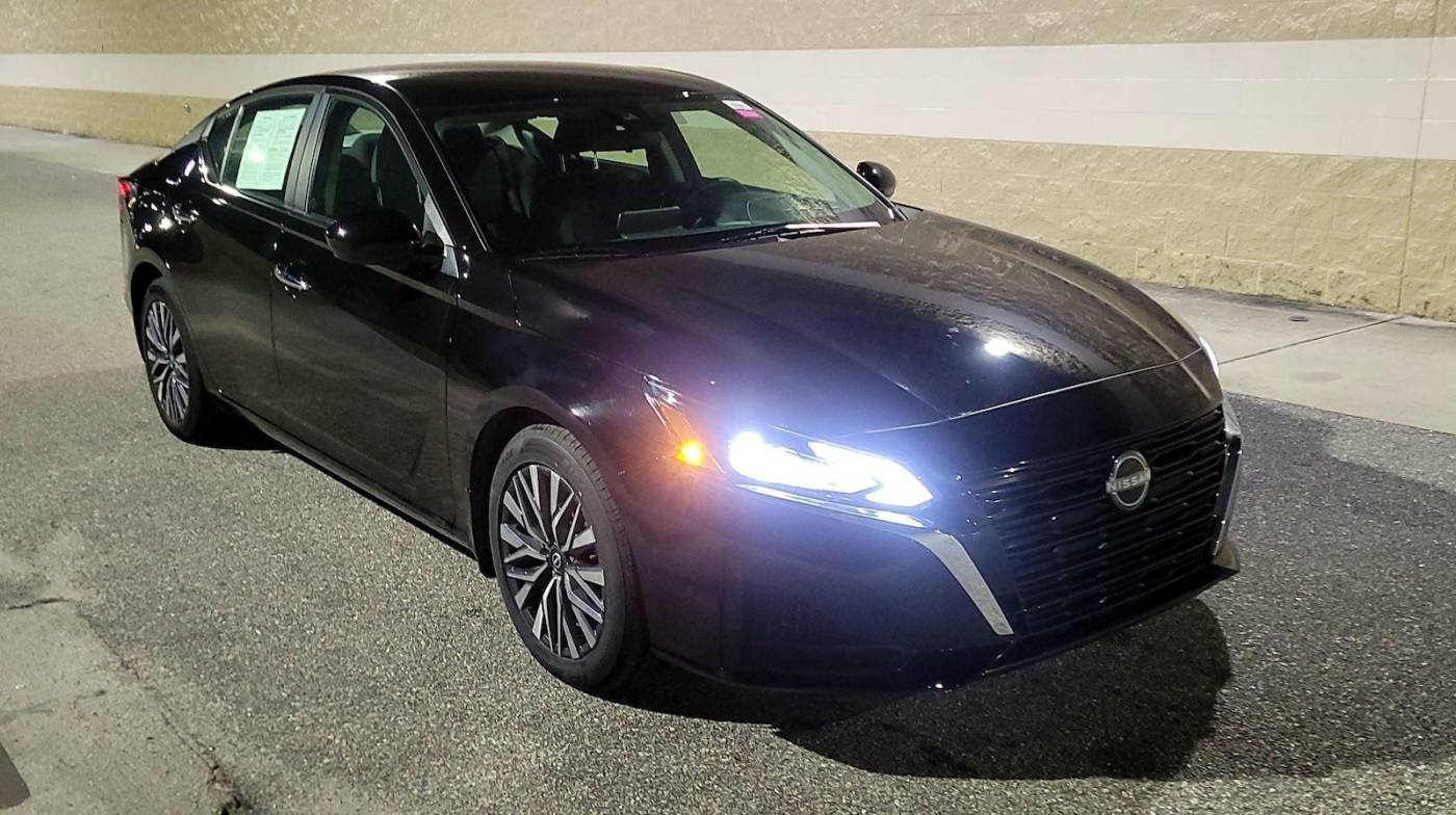 2023 Nissan Altima SV — Sedan — 23,215 mi — Columbus, GA
