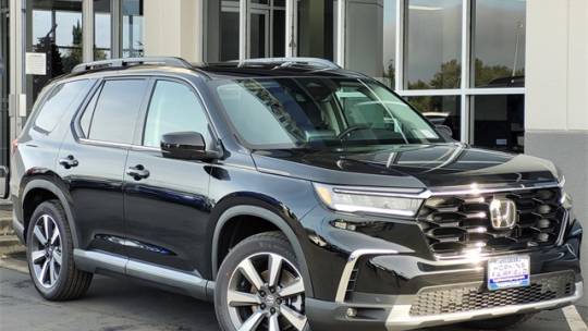 2025 Honda Pilot Touring — SUV — 2,831 mi — Fairfield, CA
