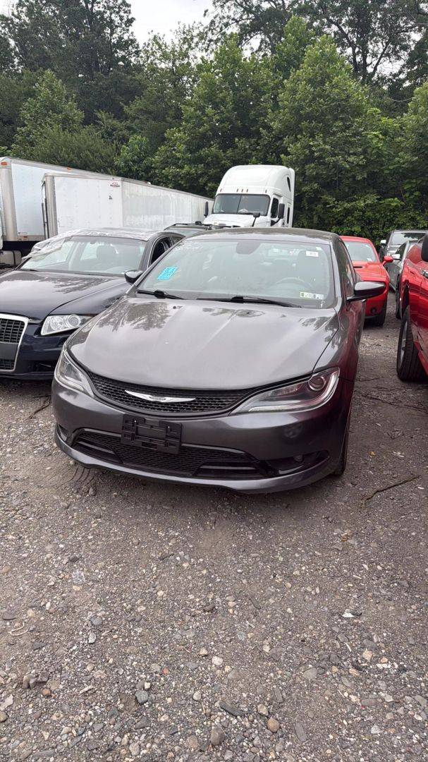 2015 Chrysler 200 S — Sedan — 83,635 mi — South Amboy, NJ