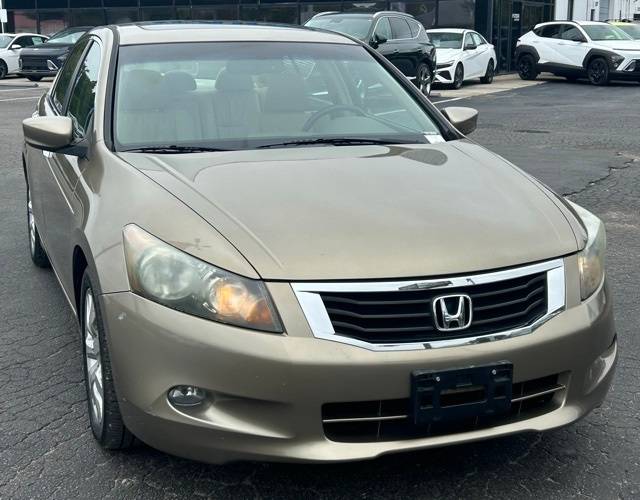 2009 Honda Accord EX-L V6 — Sedan — 137,886 mi — New Bern, NC