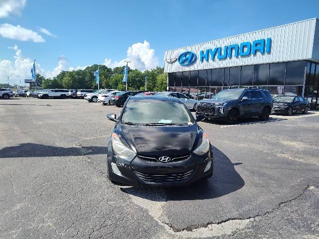 2013 Hyundai Elantra Limited — Sedan — 105,912 mi — New Bern, NC
