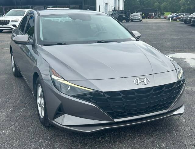 2021 Hyundai Elantra SE — Sedan — 69,663 mi — New Bern, NC