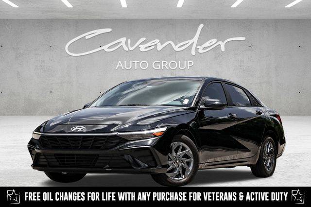 2024 Hyundai Elantra SEL — Sedan — 24,505 mi — San Antonio, TX